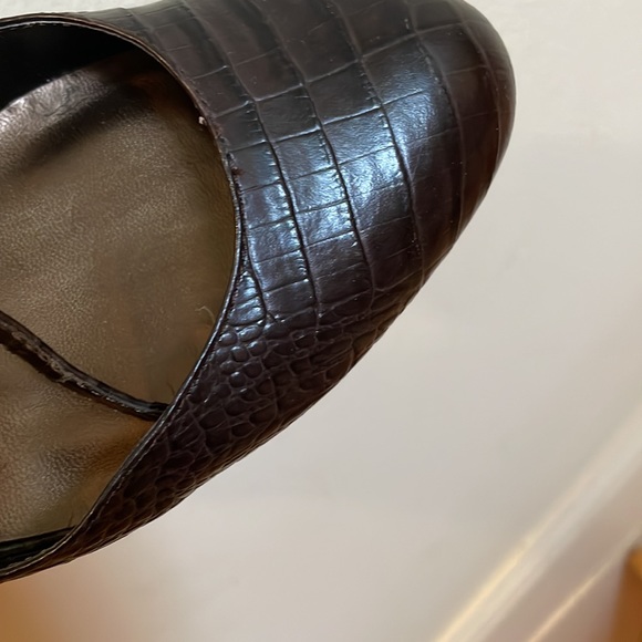 LOFT Brown Heels Leather Pump Size 9M - Picture 4 of 7